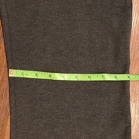 Betabrand Straight-Leg|Classic Dress Pant Yoga Pants
(Charcoal)Sz Large Petite - Picture 8 of 12